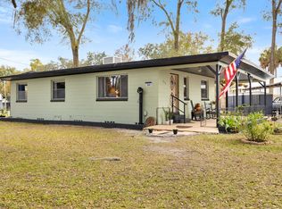 226 NE 4th Ave, Trenton, FL 32693