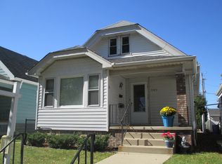 3305 S 19th St, Milwaukee, WI 53215