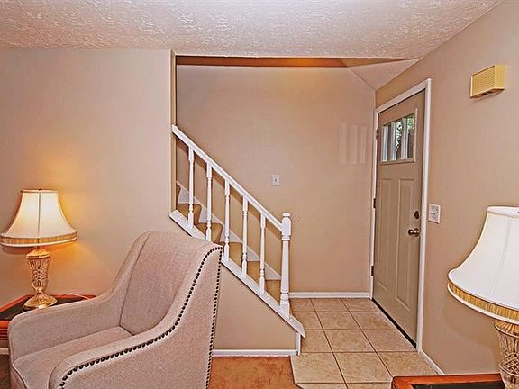 3rd image of 620 Partridge Dr