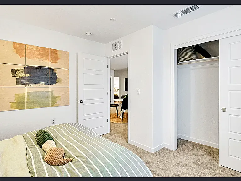 4425 N Madelyn Ave — Photo 22