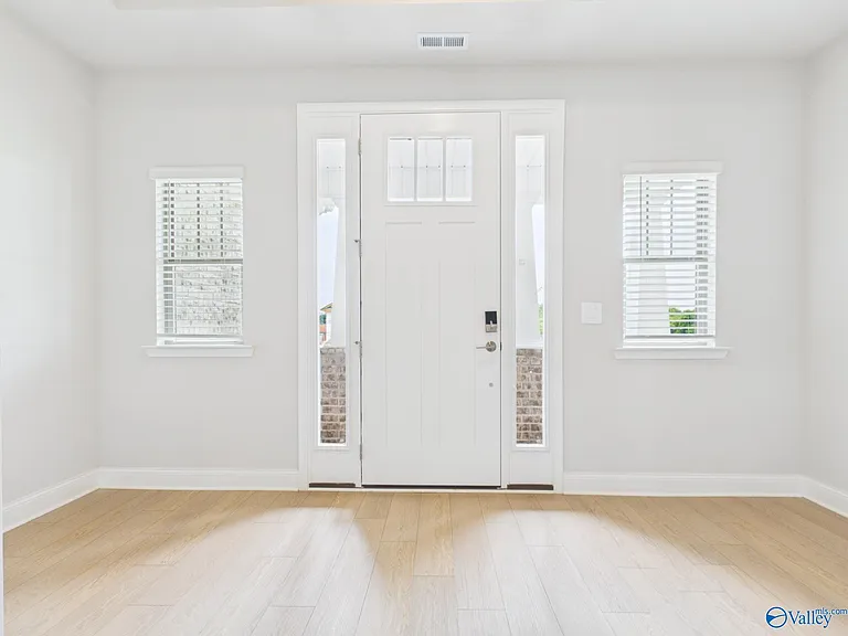 22567 Donahue Rd — Photo 32
