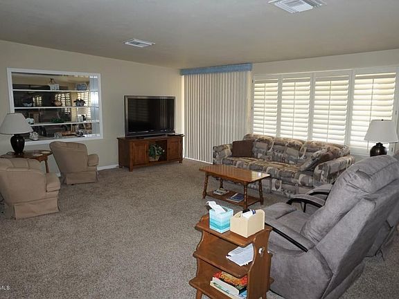 3rd image of 10366 W Pinehurst Dr