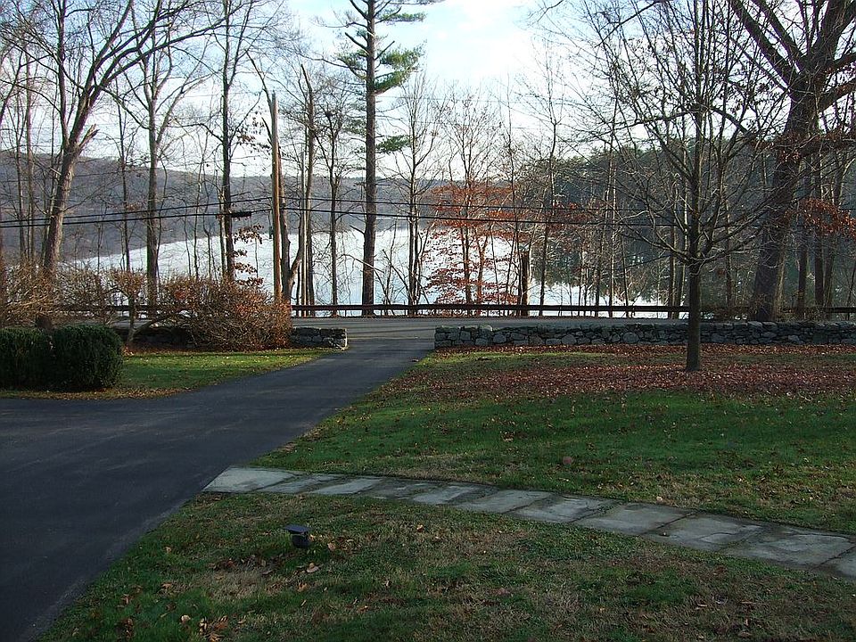 2nd image of 85 Mills Rd
