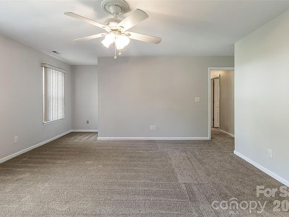 4th image of 317 Ashton Bluff Cir