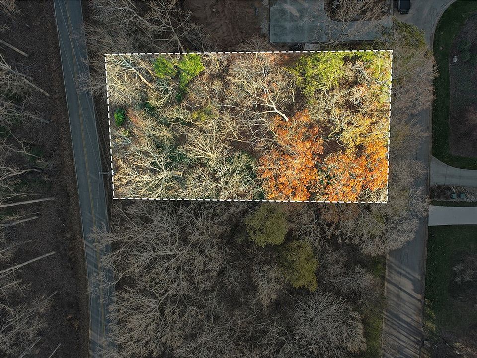 1st image of 300 Laurel Valley Way