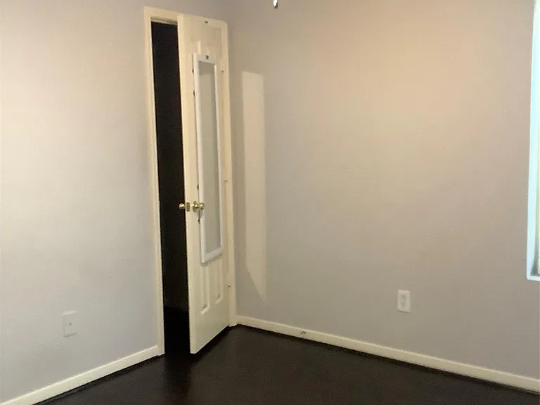 18215 Major Glen Cir — Photo 17