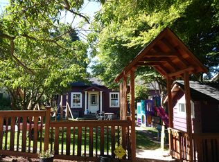 1629 N 54th St, Seattle, WA 98103