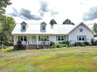 664 Lakewood Falls Rd, Goldston, NC 27252