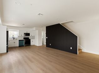 (Undisclosed Address), Los Angeles, CA 90039