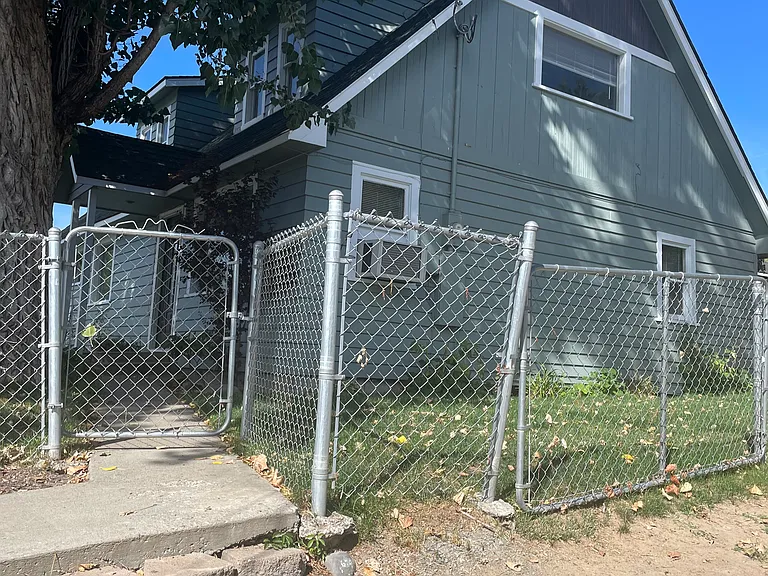 408 N 5th St — Photo 23