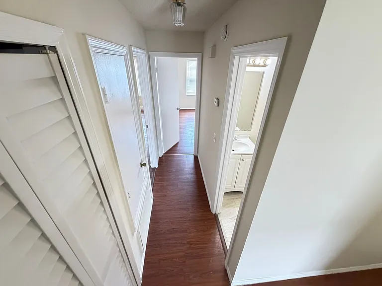 4124 Pershing Pointe Pl #4 — Photo 13