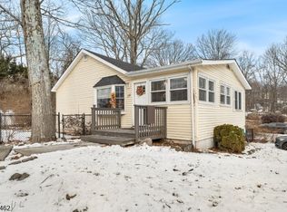 34 Northwestern Trl, Hopatcong, NJ 07843