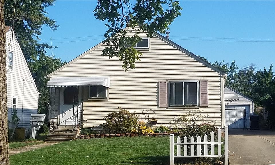 1st image of 18600 Parkmount Ave