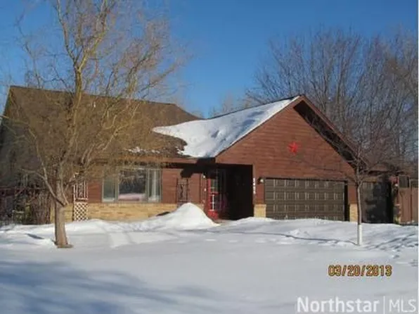 2425 Brookdale Ct N, Brooklyn Park, MN 55444