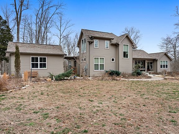 5th image of 8012 Poplar Ridge Ln