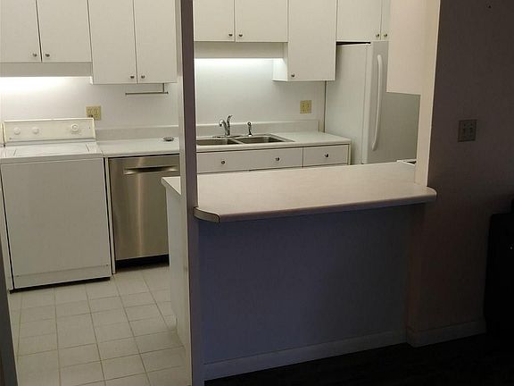 5th image of 1717 NW 23rd Ave 2f #2F