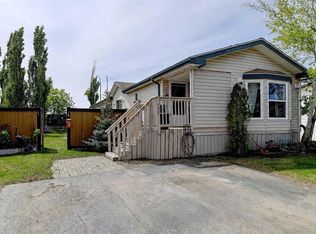 9021 N 85th Ave, Grande Prairie, AB T8X0A8