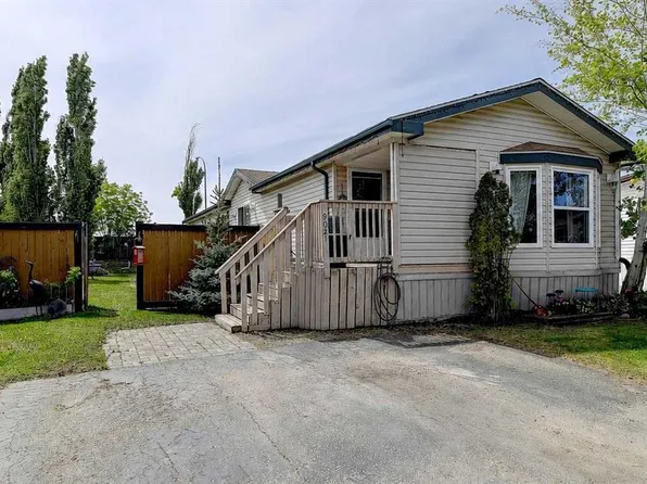 9021 N 85th Ave, Grande Prairie, AB T8X 0A8
