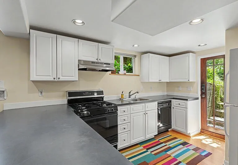 351 NW 84th St — Photo 18