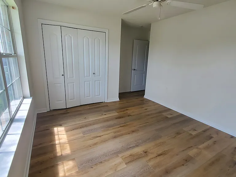 9833 Crestmont Cir — Photo 14