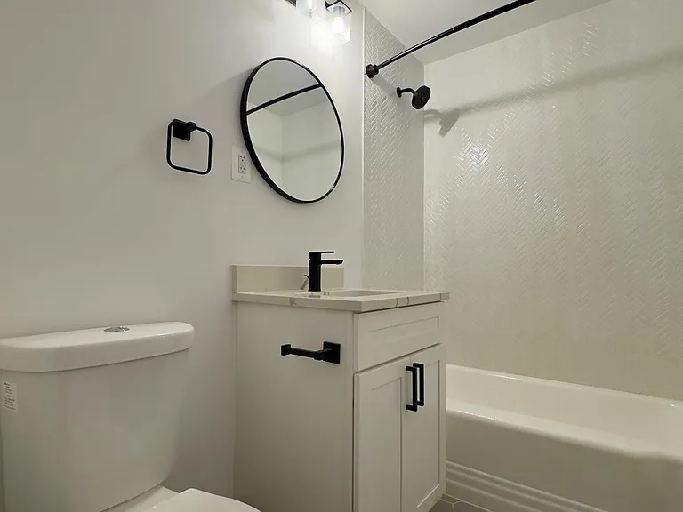 Apartment Units in Mt Vernon! — Photo 13