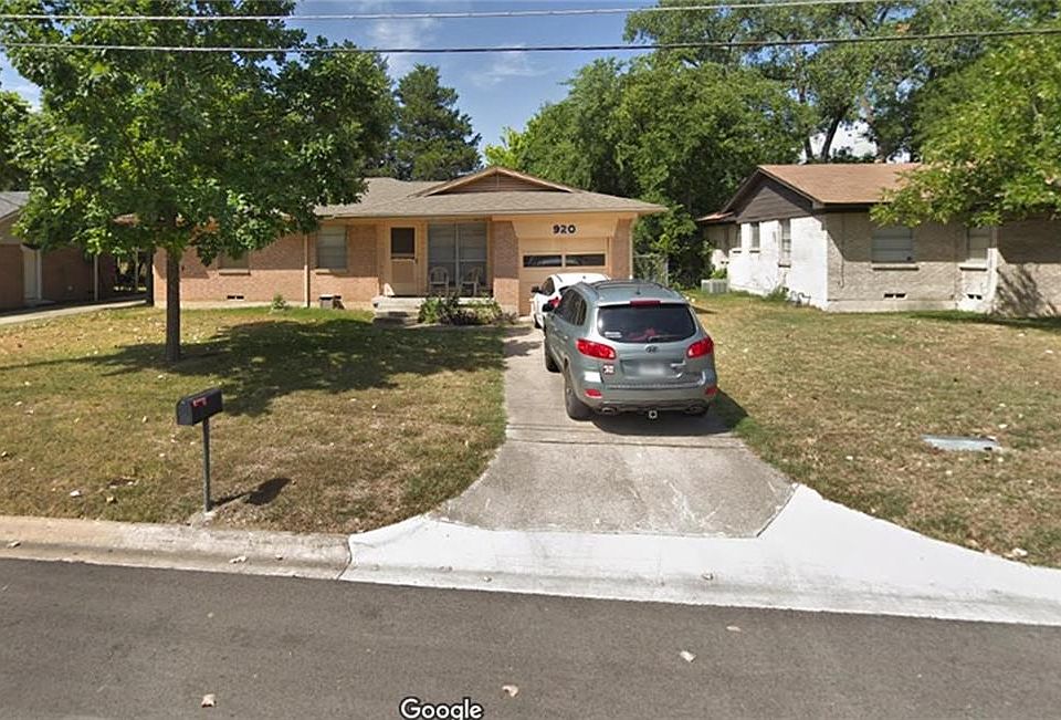 1st image of 920 Monterey Dr