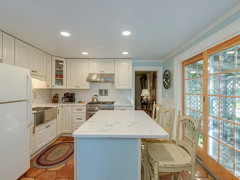 8295 Main Rd — Photo 20