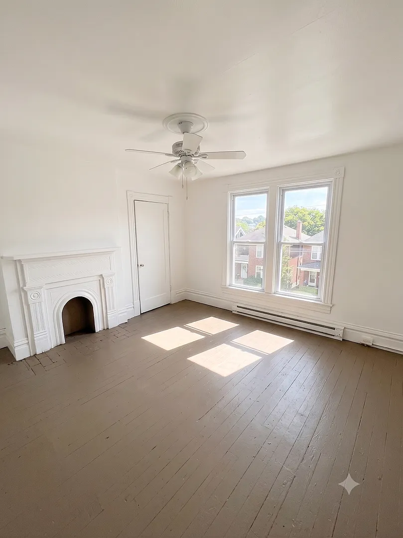 Rental - Allentown — Photo 3