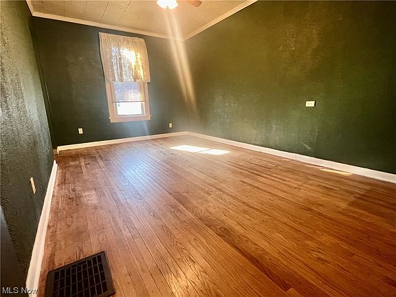 4th image of 515 Grant Ave