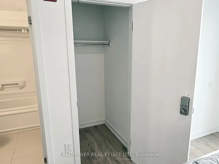 1800 Simcoe St N #313 — Photo 38