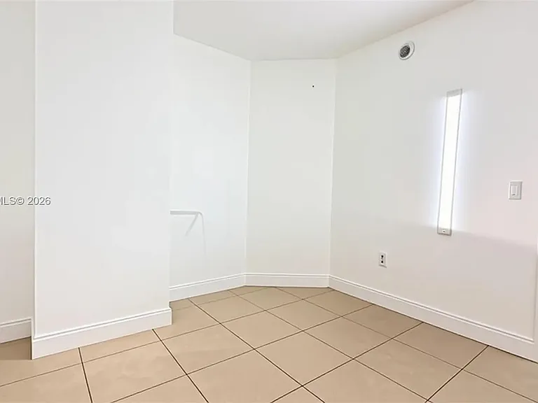 19400 Turnberry Way #1132 — Photo 27