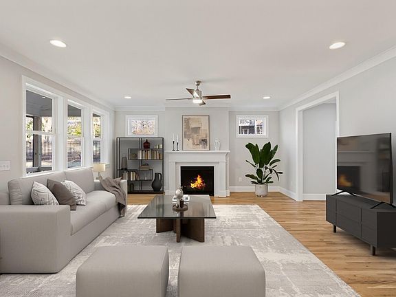 3rd image of 4706 Highview Pl