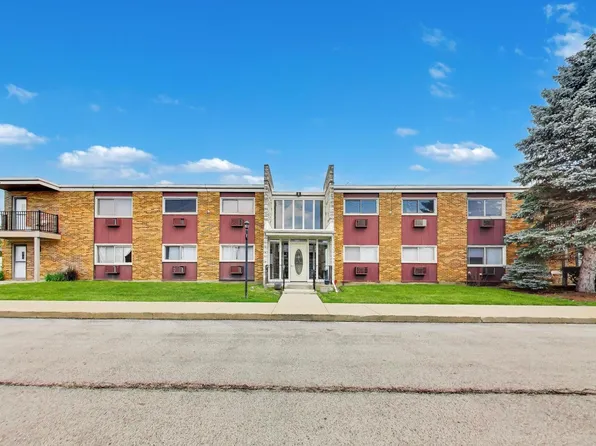 1313B S Rebecca Rd APT 116, Lombard, IL 60148