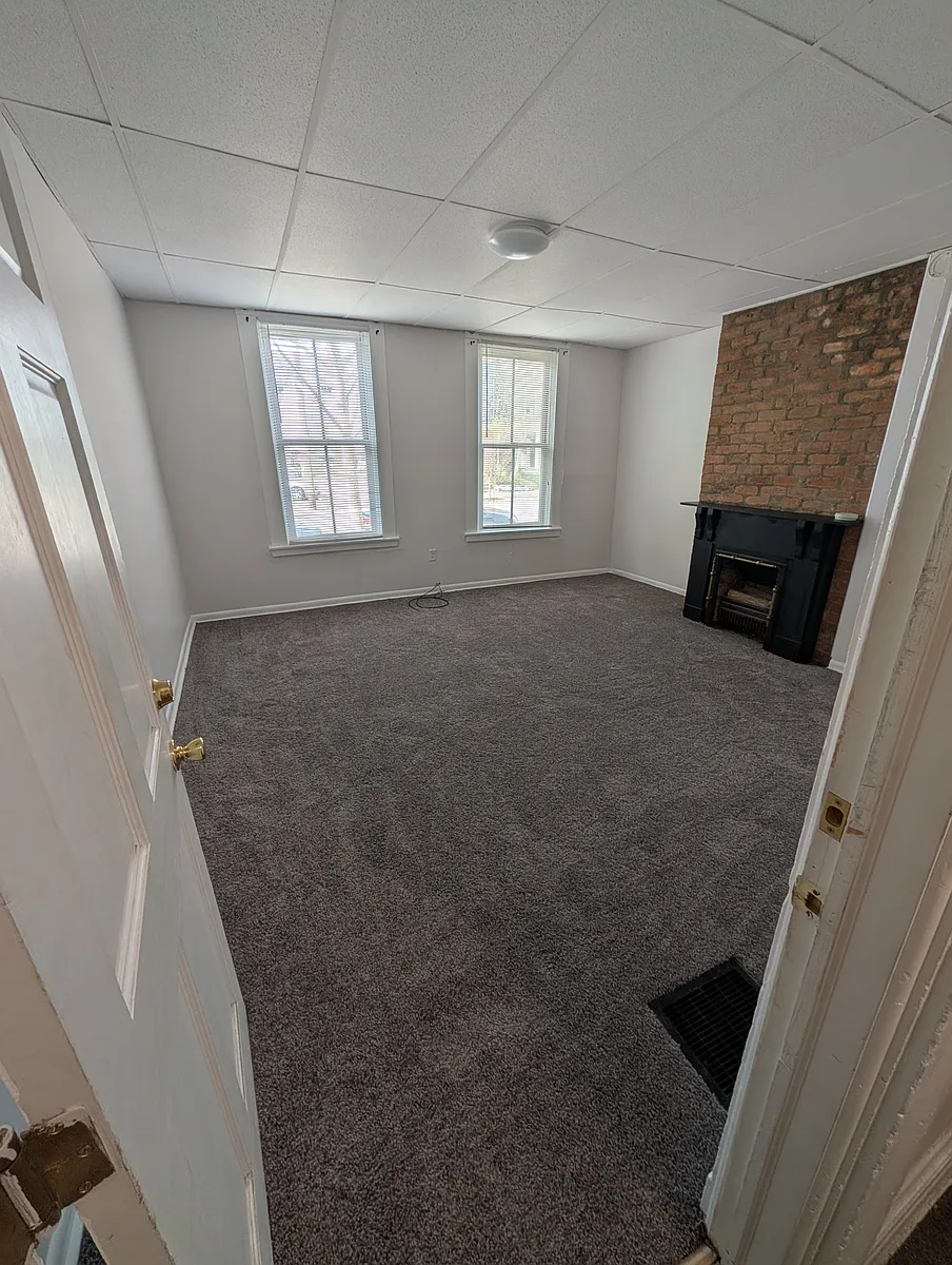 Building Photo - 939 Washington Ave #1