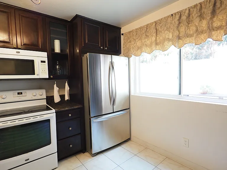 3525 Lebon Dr #13 — Photo 8