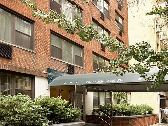 4th image of 310 E 49th St APT 10-F