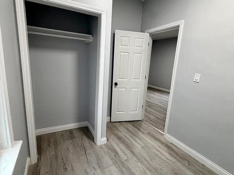 2604 Schrage Ave #2 — Photo 11
