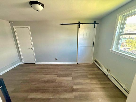 4th image of 281B Main St #2