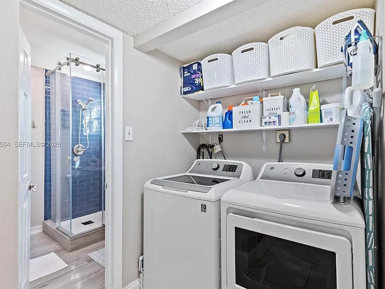 4119 Coral Springs Dr #C6 — Photo 12