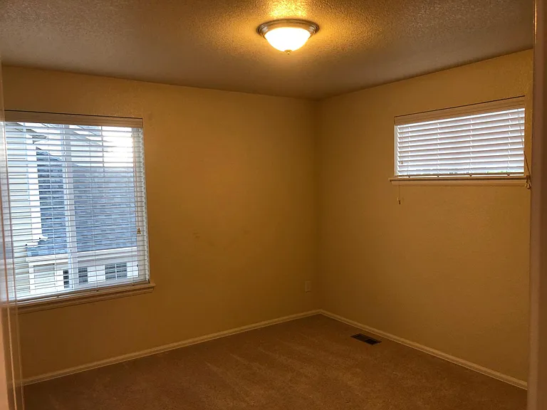 5412 E 140th Pl — Photo 26