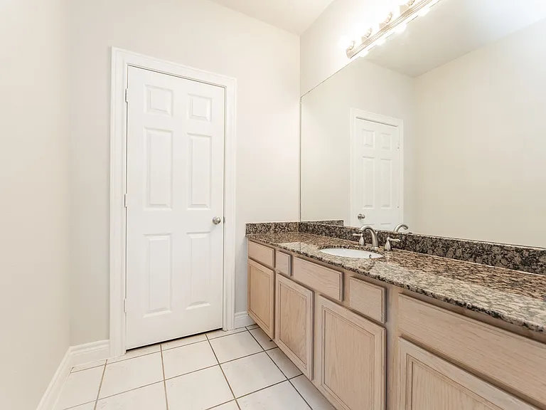 2616 Starboard Point Dr — Photo 11