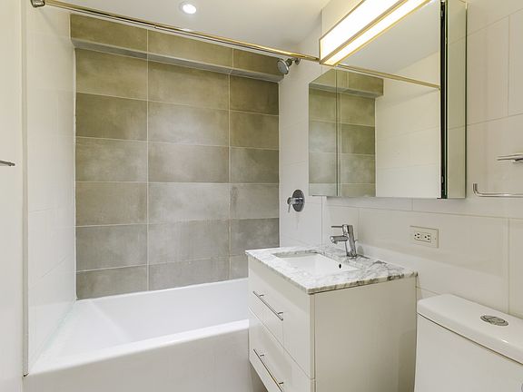 5th image of 230 E 44th St #4N1