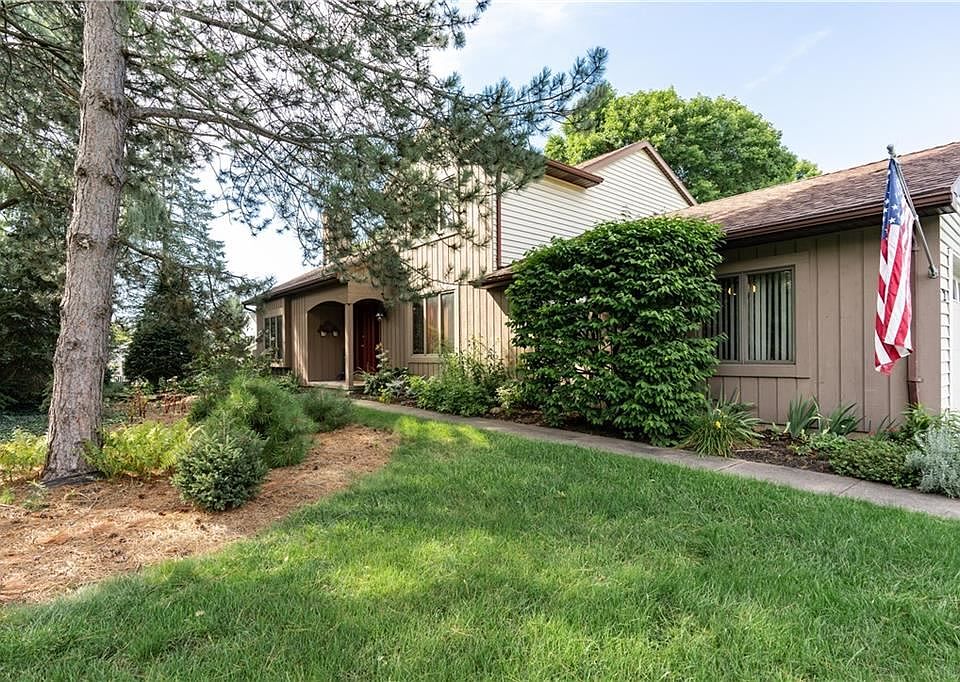 2 Pine Brook Cir, Penfield, NY 14526 Zillow