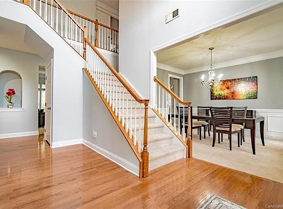 3rd image of 2519 Cherry Bark Oak Ct