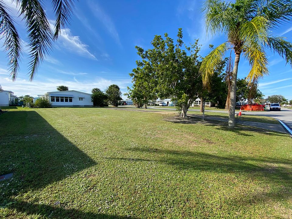 1st image of 639 Wedelia Dr