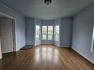 435 Ash St #B, Myrtle Pt, OR 97458