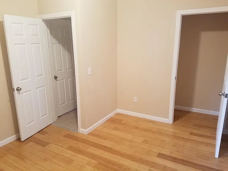 192-194 Scheerer Ave #2 — Photo 9
