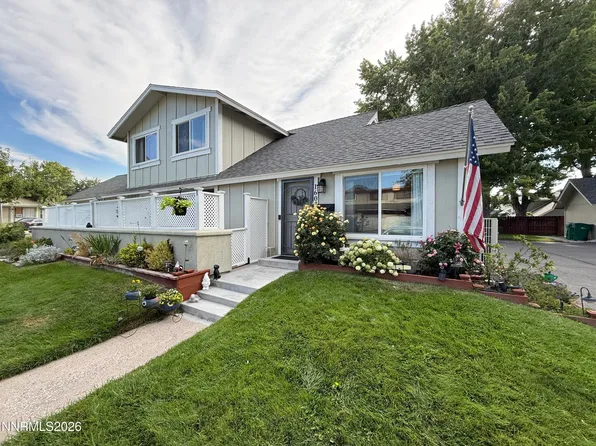 1607 London Cir, Sparks, NV 89431
