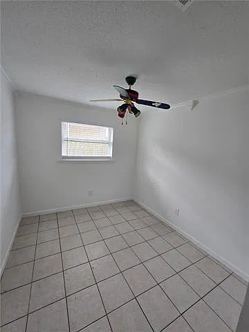 4 bed, 2.0 bath, 1460 sqft, $2,000 — Photo 4