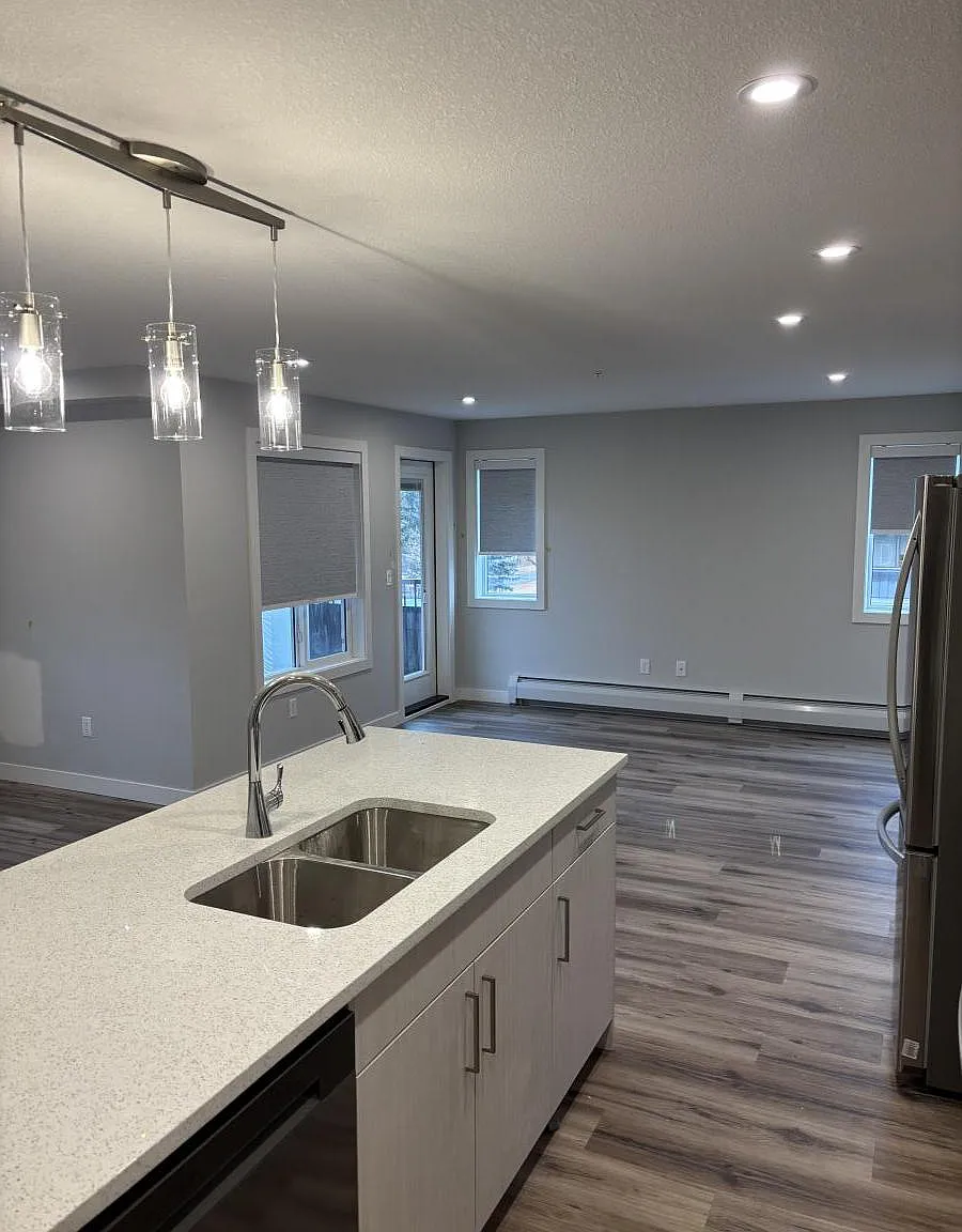 Station View Apartments — Photo 1